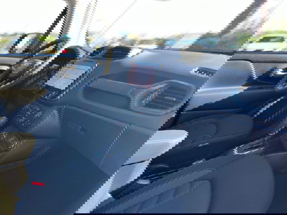 Jeep Renegade nuova a Matera (15)