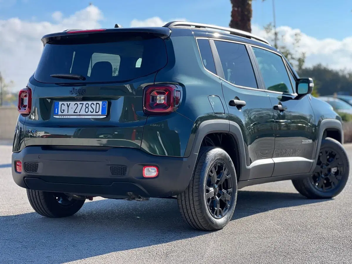 Jeep Renegade nuova a Matera (5)