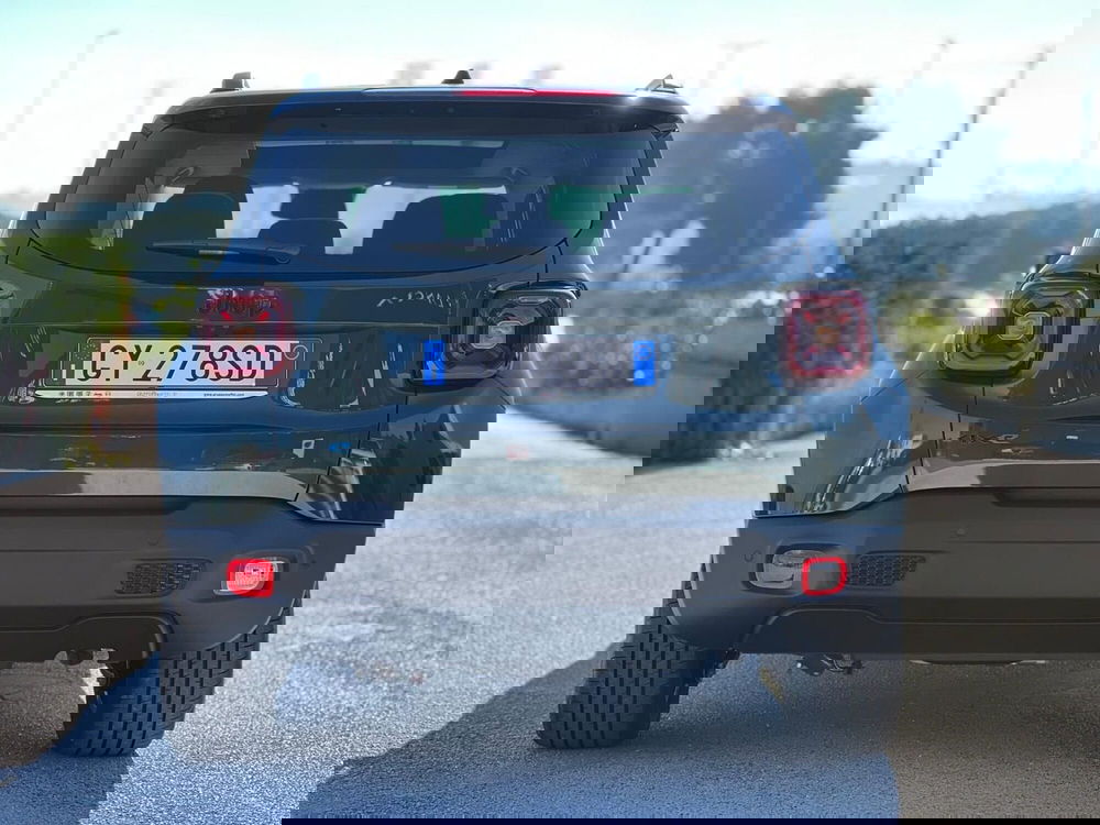 Jeep Renegade nuova a Matera (6)