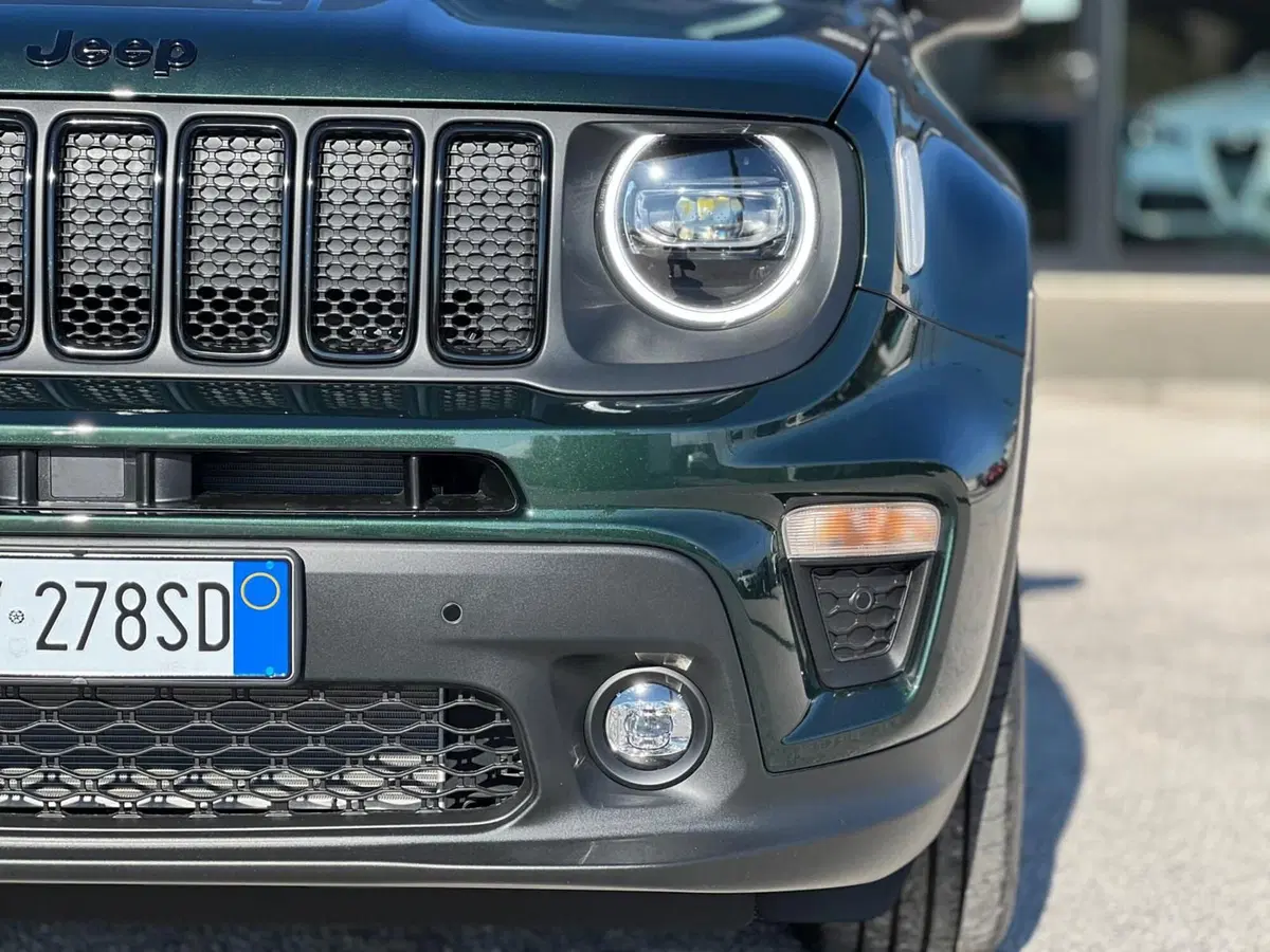 Jeep Renegade nuova a Matera (8)