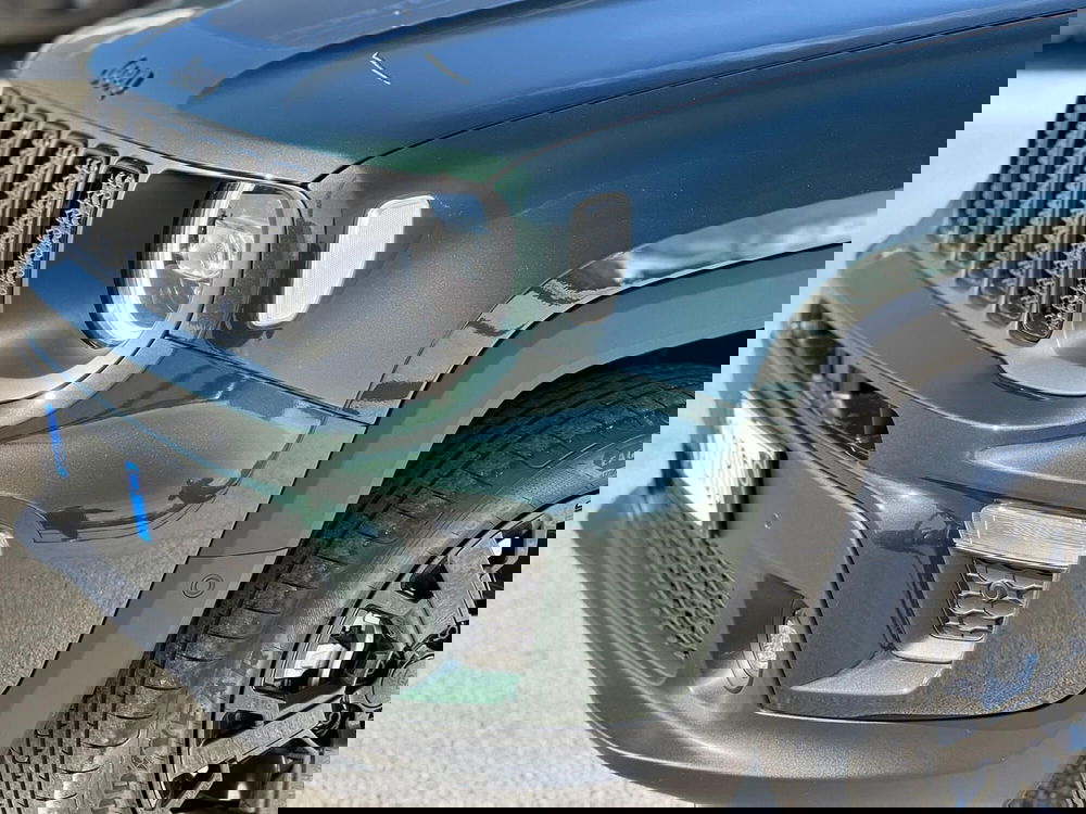 Jeep Renegade nuova a Matera (9)