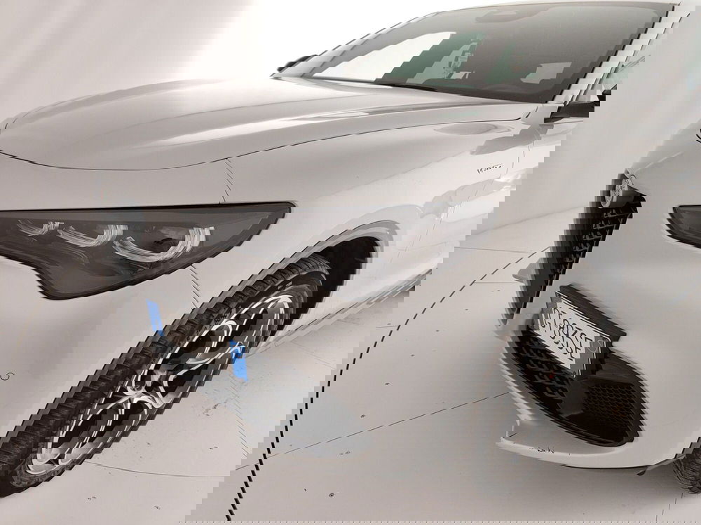 Alfa Romeo Stelvio usata a Caserta (14)