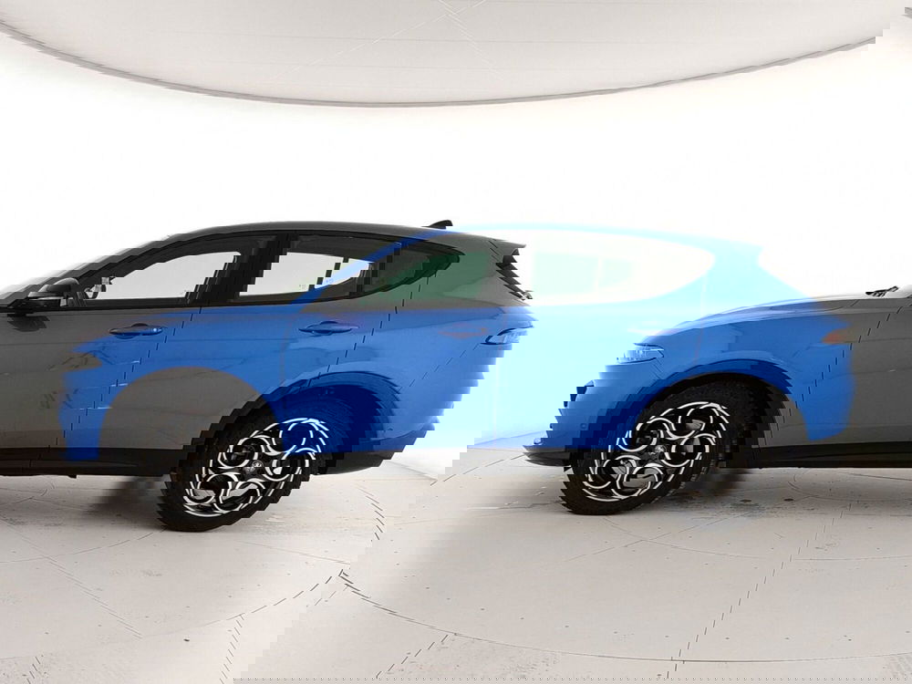 Alfa Romeo Tonale usata a Caserta (8)