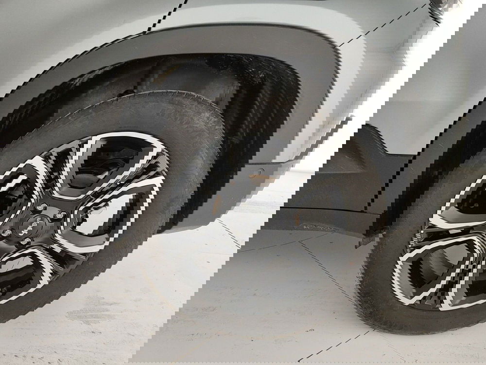 Jeep Avenger usata a Caserta (11)