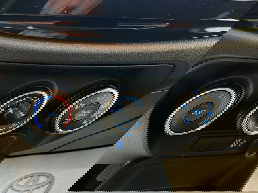 Toyota Aygo X usata a Catania (14)