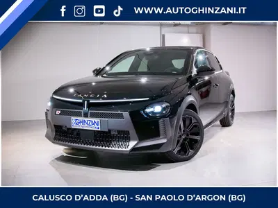 Lancia Ypsilon 1.2 mhev HF Line 110cv e-dct nuova a Calusco d'Adda
