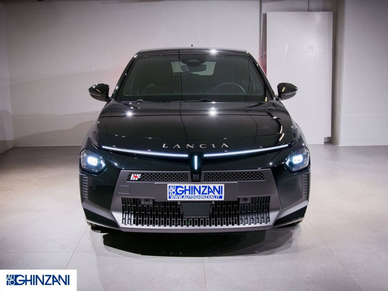 Lancia Ypsilon nuova a Bergamo (4)