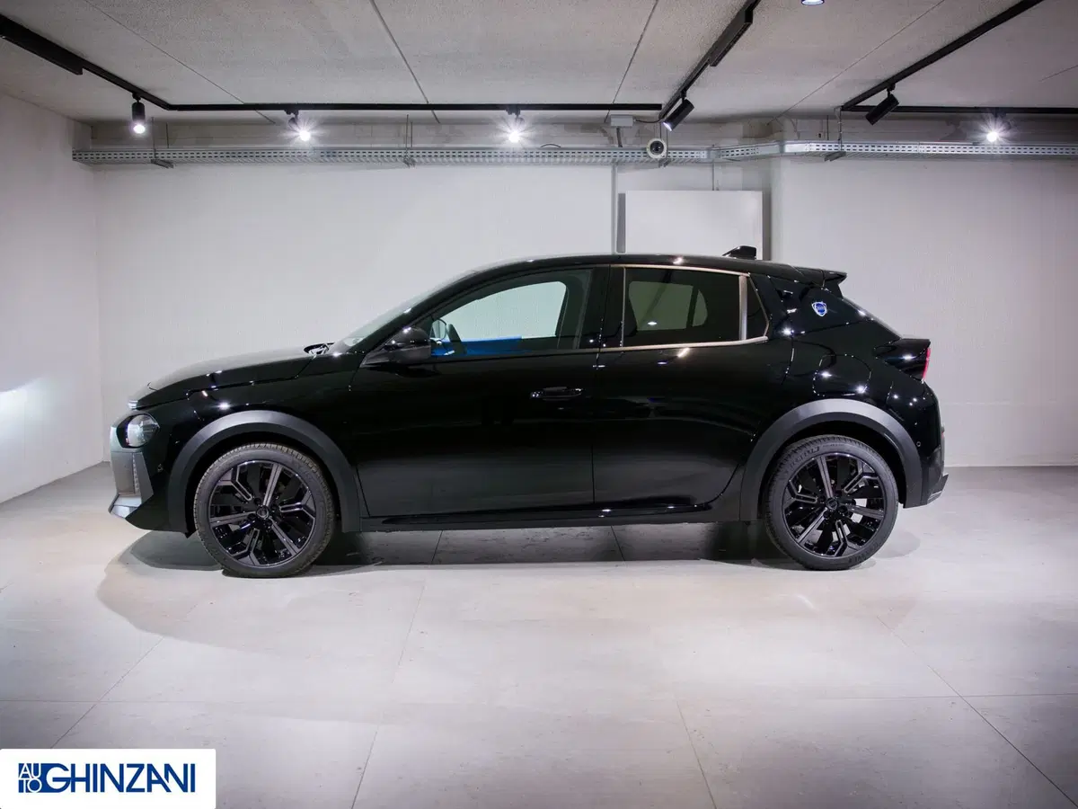 Lancia Ypsilon nuova a Bergamo (5)