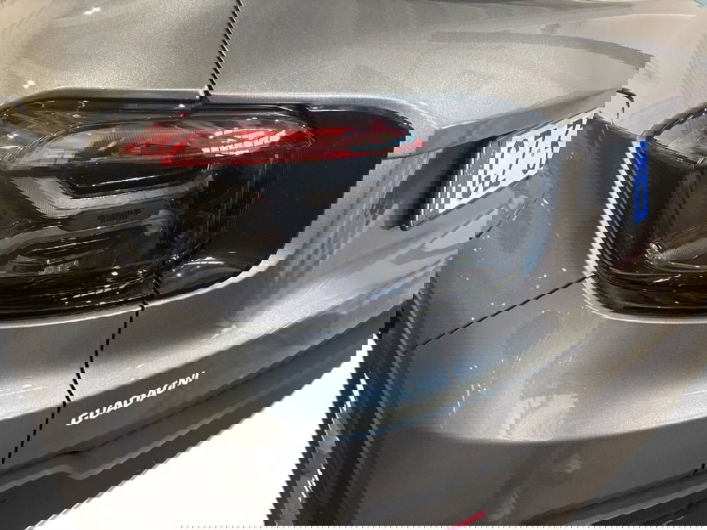 Jeep Avenger nuova a Caltanissetta (10)