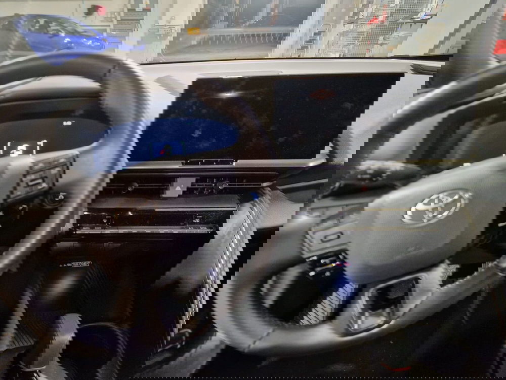 Toyota Toyota C-HR usata a Frosinone (10)