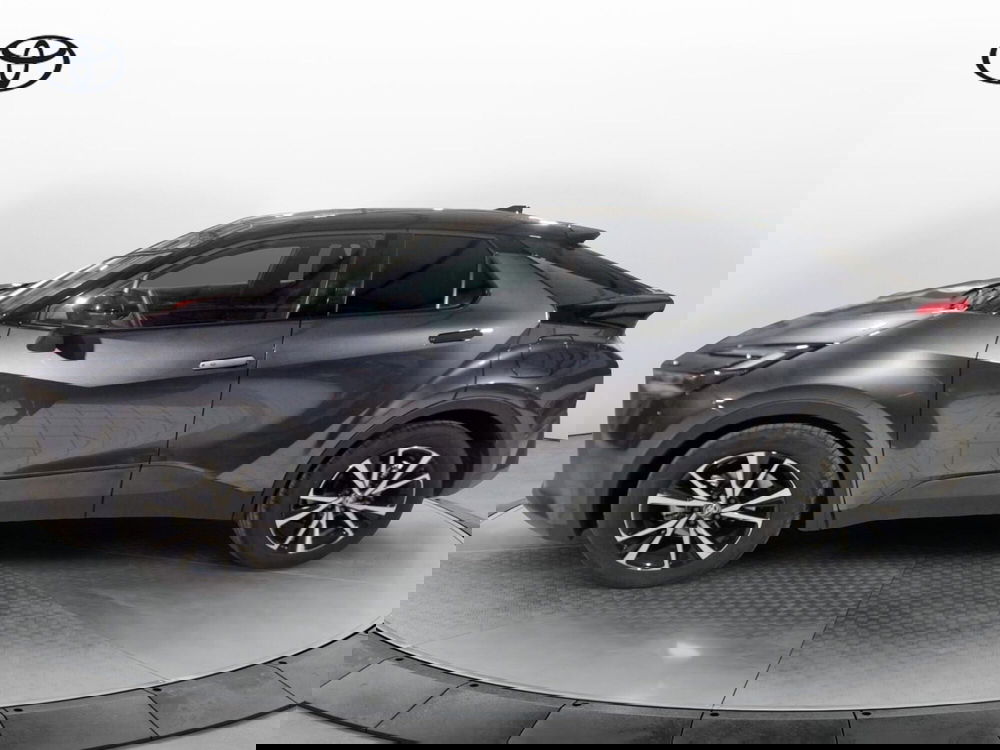 Toyota Toyota C-HR usata a Frosinone (2)