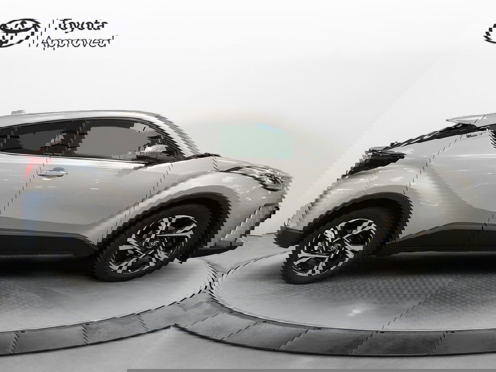 Toyota Toyota C-HR usata a Roma (17)