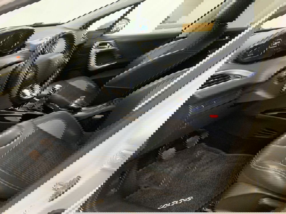 Peugeot 2008 usata a Ferrara (13)