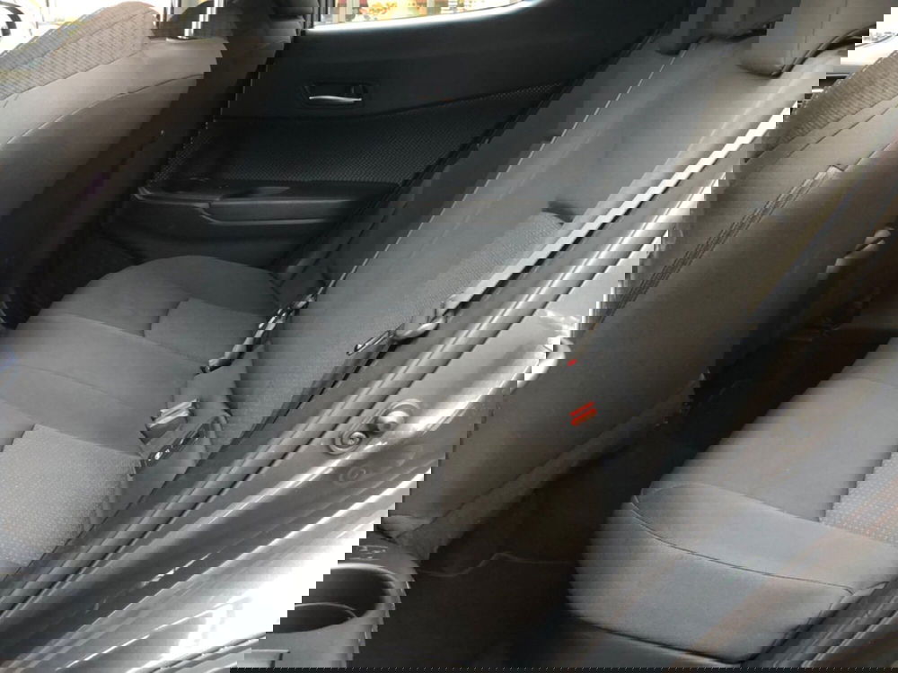 Toyota Toyota C-HR usata a Mantova (13)