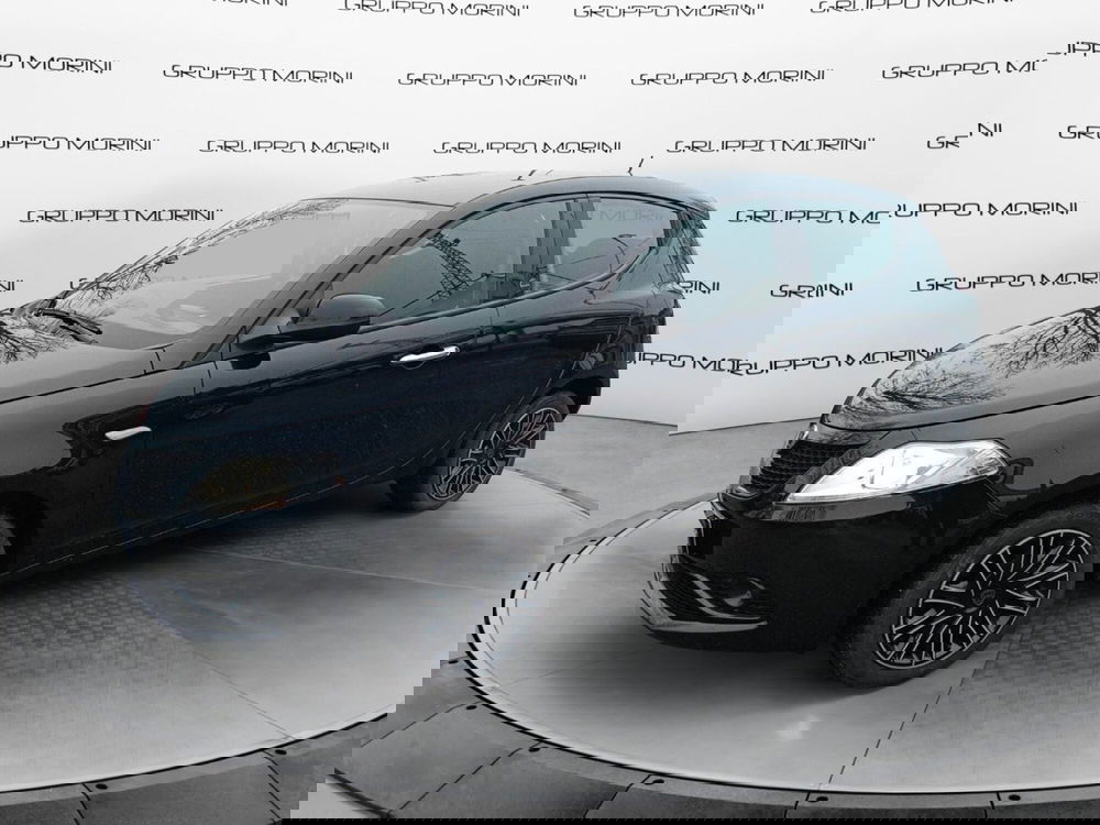 Lancia Ypsilon usata a Bologna