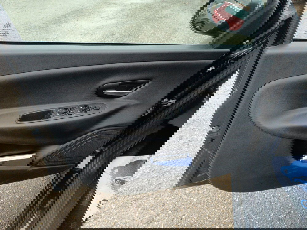 Lancia Ypsilon usata a Bologna (11)