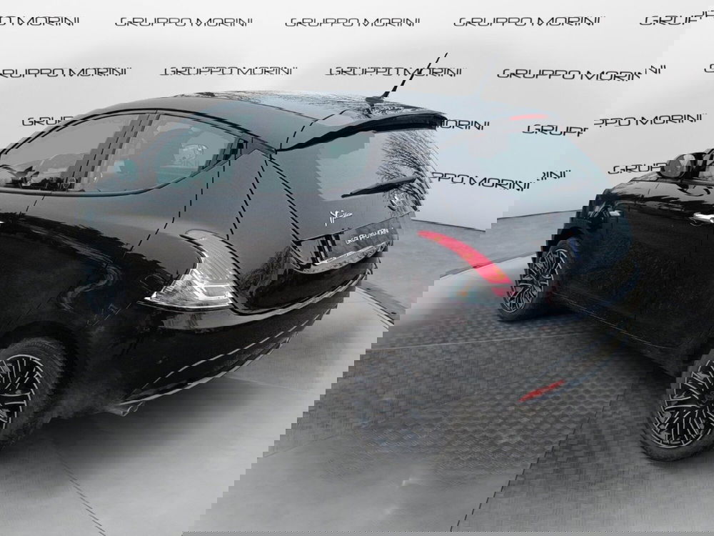 Lancia Ypsilon usata a Bologna (6)