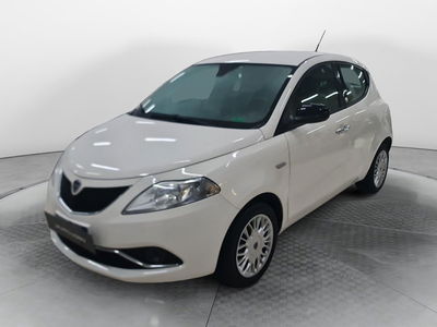 Lancia Ypsilon 1.2 69 CV 5 porte GPL Ecochic Silver del 2017 usata a San Lazzaro di Savena