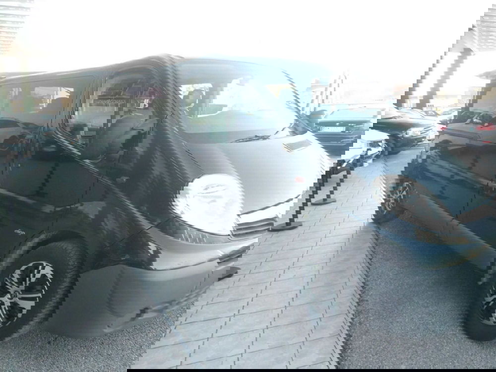 Opel Vivaro Furgone usata a Pordenone (11)