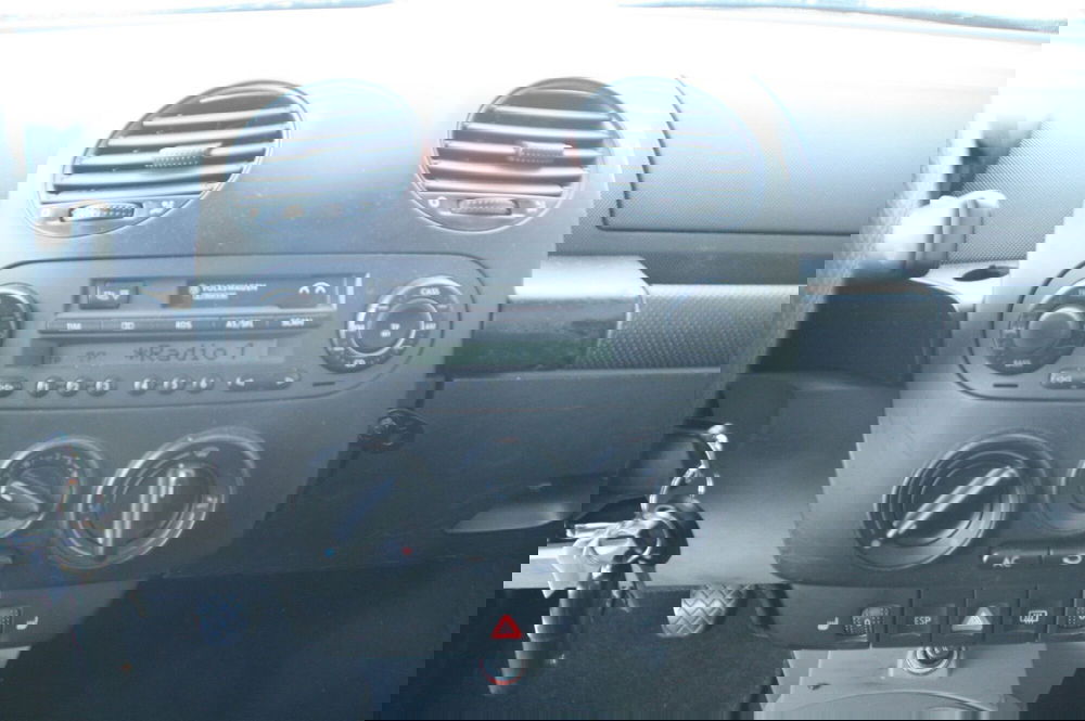 Volkswagen New Beetle usata a Pordenone (9)