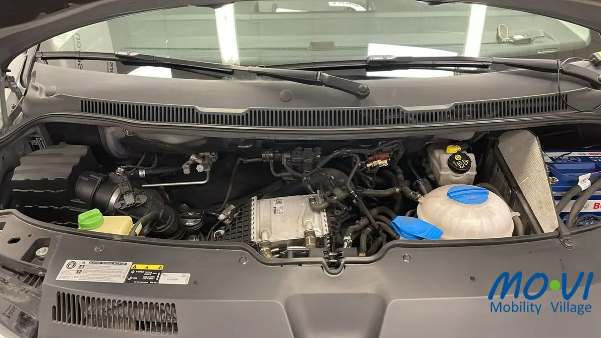 Volkswagen Multivan usata a Torino (16)