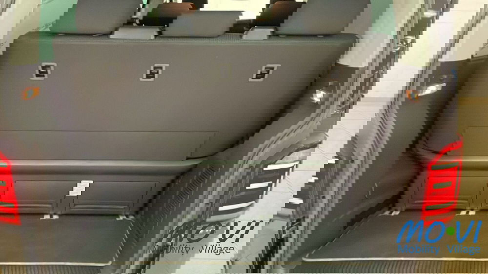 Volkswagen Multivan usata a Torino (19)