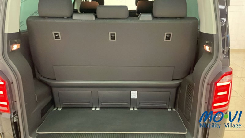 Volkswagen Multivan usata a Torino (19)