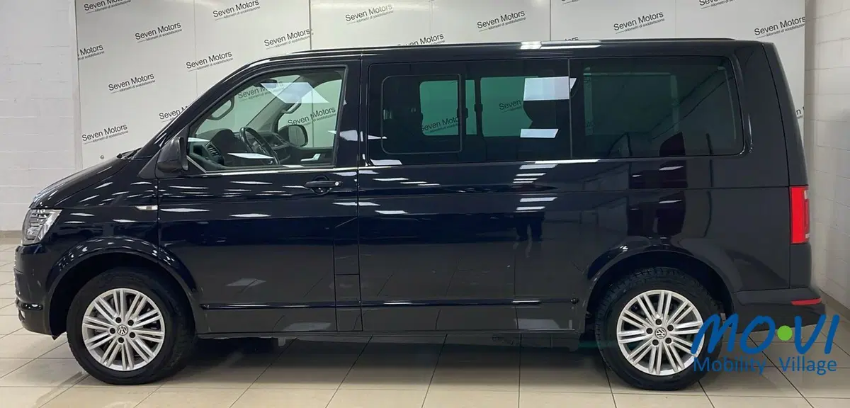 Volkswagen Multivan usata a Torino (4)