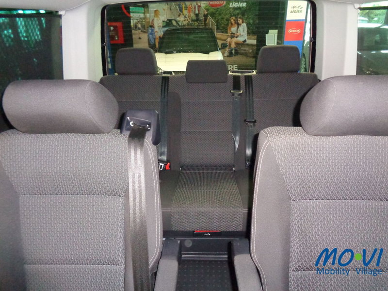 Volkswagen Multivan usata a Torino (9)