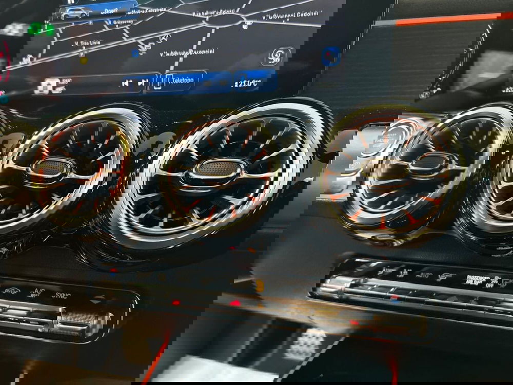 Mercedes-Benz GLB usata a Milano (14)