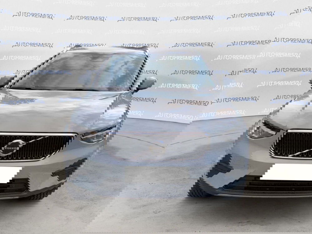 Volvo XC40 nuova a Como (2)