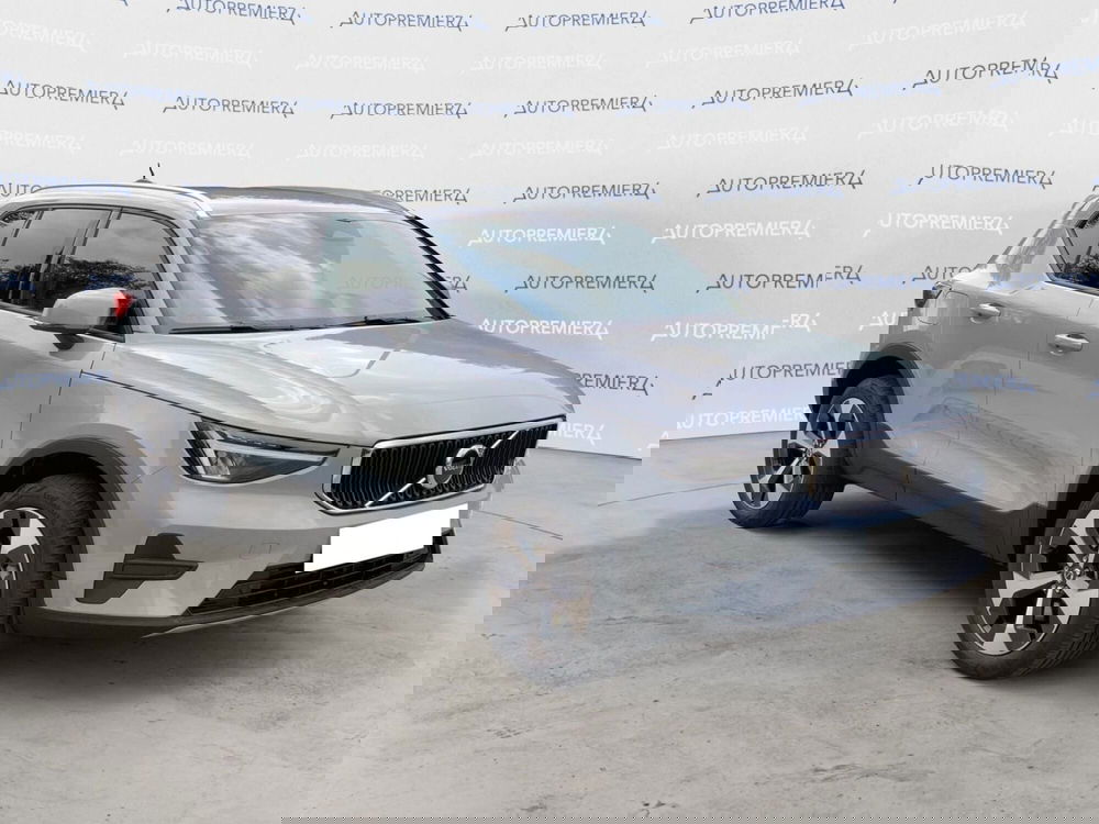 Volvo XC40 nuova a Como (4)