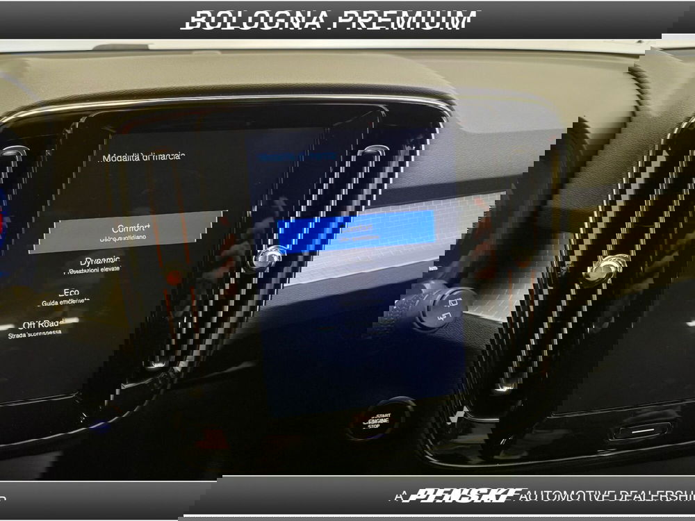 Volvo XC40 usata a Bologna (13)