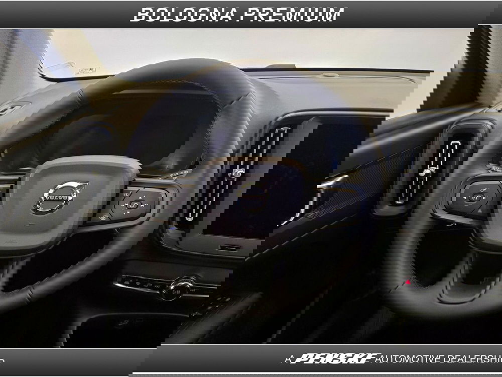 Volvo XC40 usata a Bologna (12)