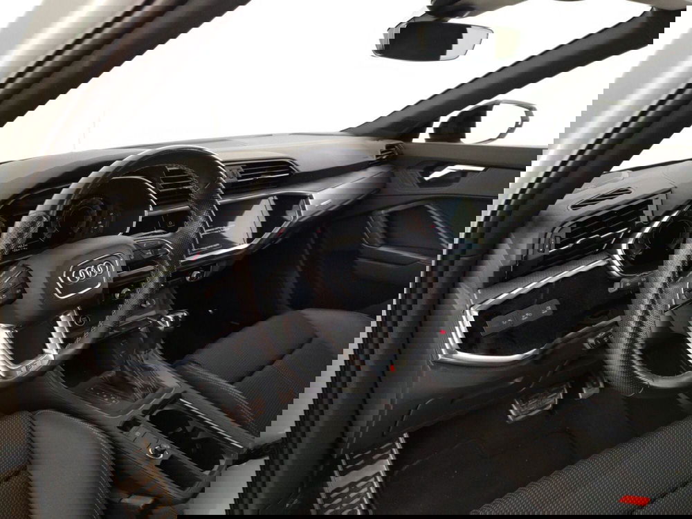 Audi Q3 Sportback usata a Massa-Carrara (8)