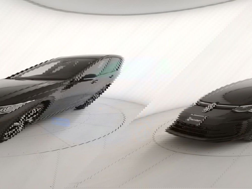 Volkswagen Golf usata a Massa-Carrara