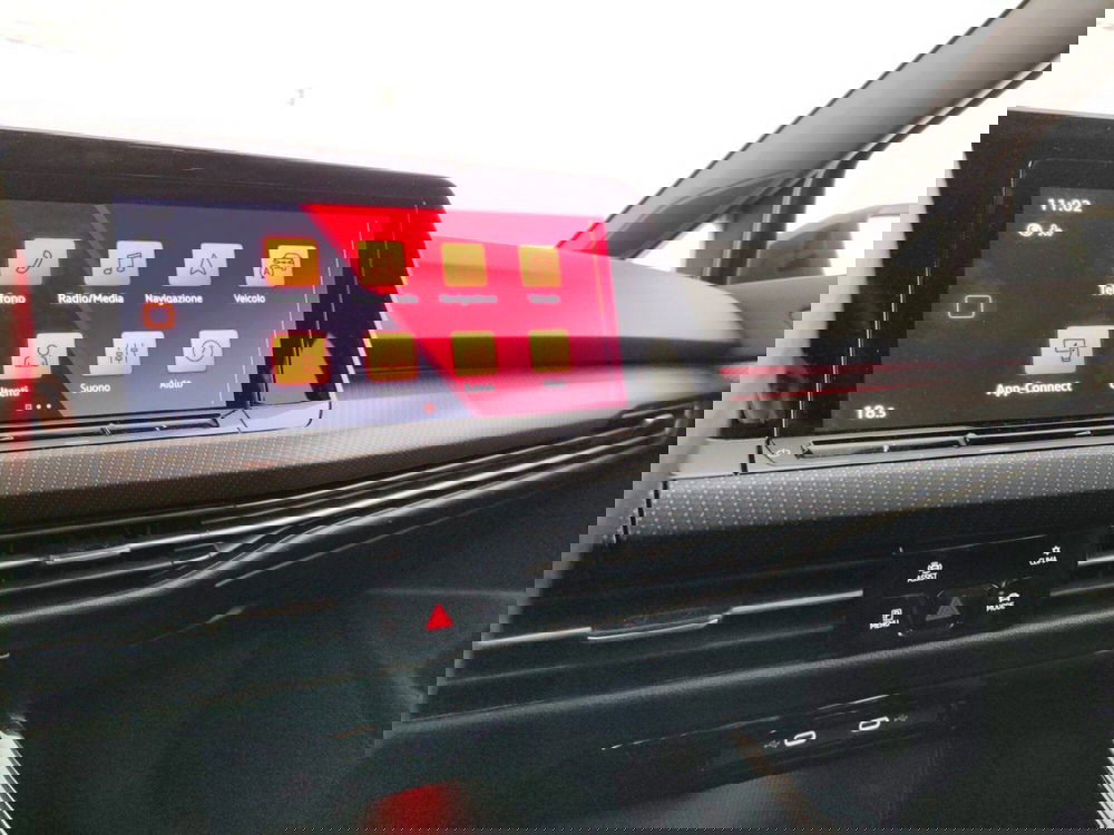 Volkswagen Golf usata a Massa-Carrara (12)