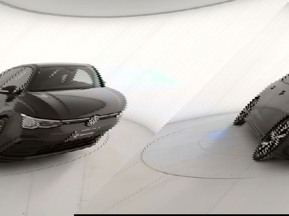 Volkswagen Golf usata a Massa-Carrara (4)