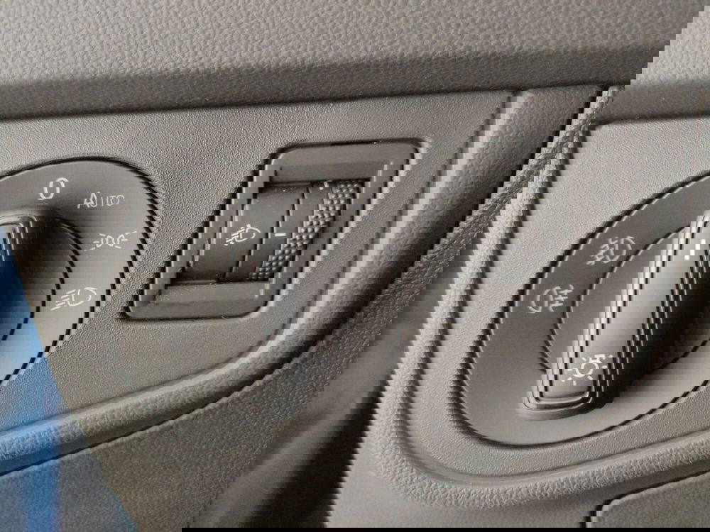 Volkswagen Polo usata a Napoli (15)