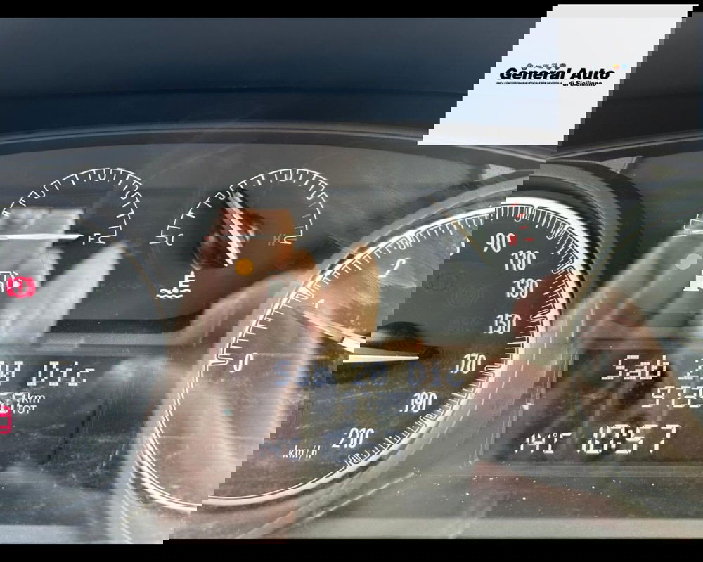 Lancia Ypsilon usata a Lucca (9)