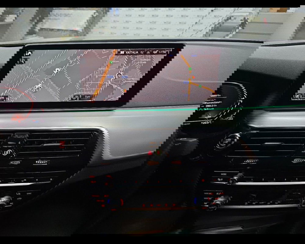 BMW Serie 5 usata a Caserta (17)