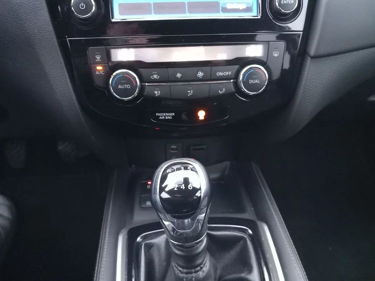 Nissan X-Trail usata a Lucca (17)