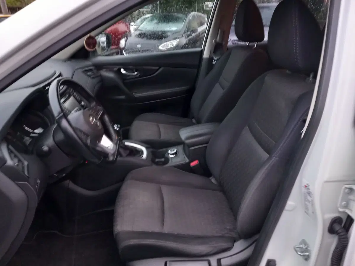 Nissan X-Trail usata a Lucca (9)