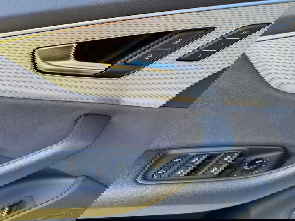 Audi Q8 usata a Salerno (16)