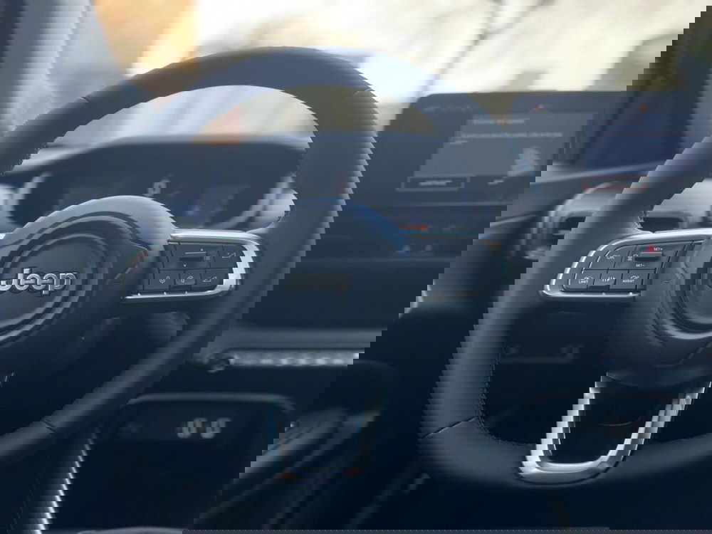 Jeep Avenger nuova a Ancona (10)