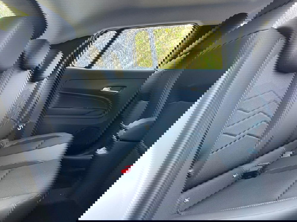 Jeep Avenger nuova a Ancona (15)