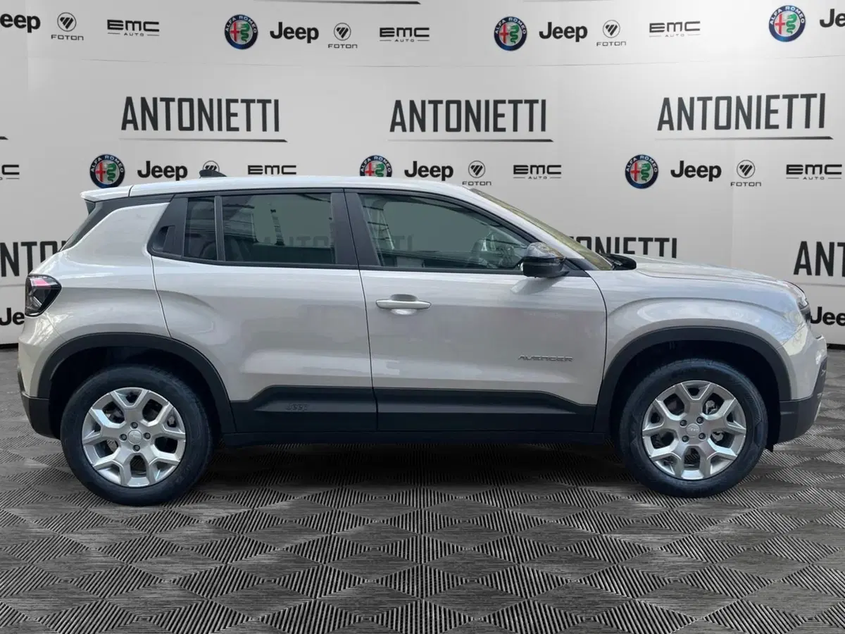 Jeep Avenger nuova a Ancona (4)
