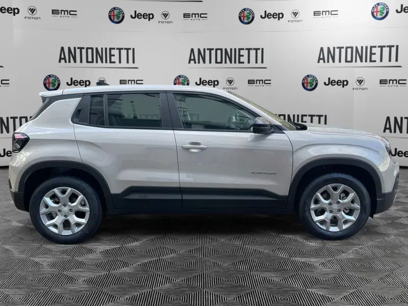 Jeep Avenger nuova a Ancona (4)