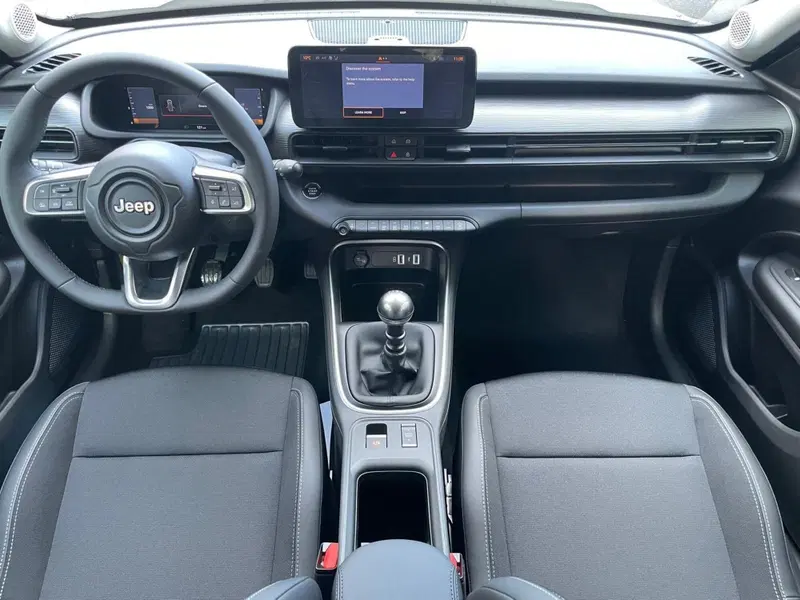 Jeep Avenger nuova a Ancona (9)
