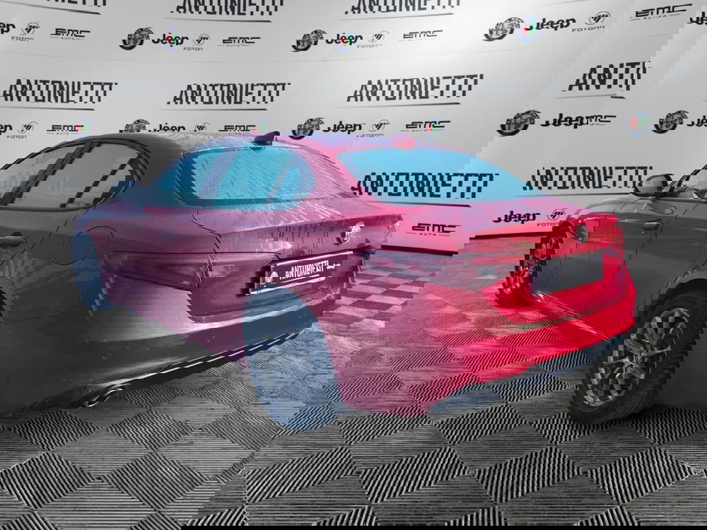 Alfa Romeo Giulia usata a Ancona (7)